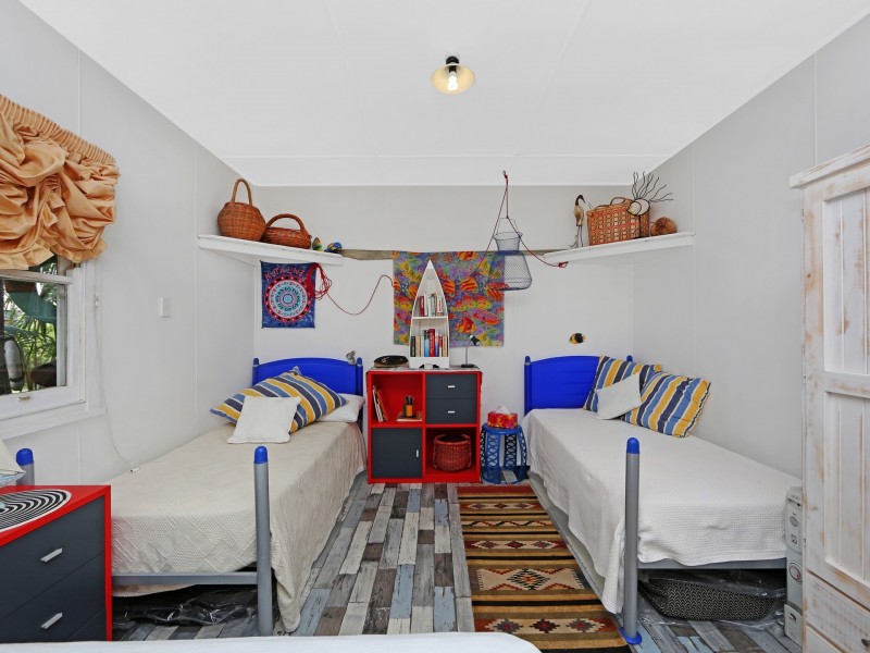 6 Manly Parade, The Entrance North NSW 2261