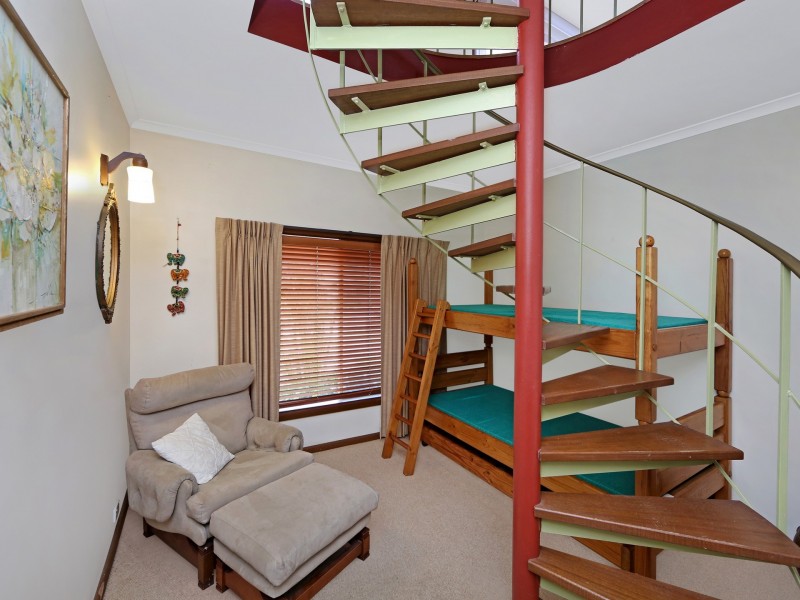 6 Manly Parade, The Entrance North NSW 2261