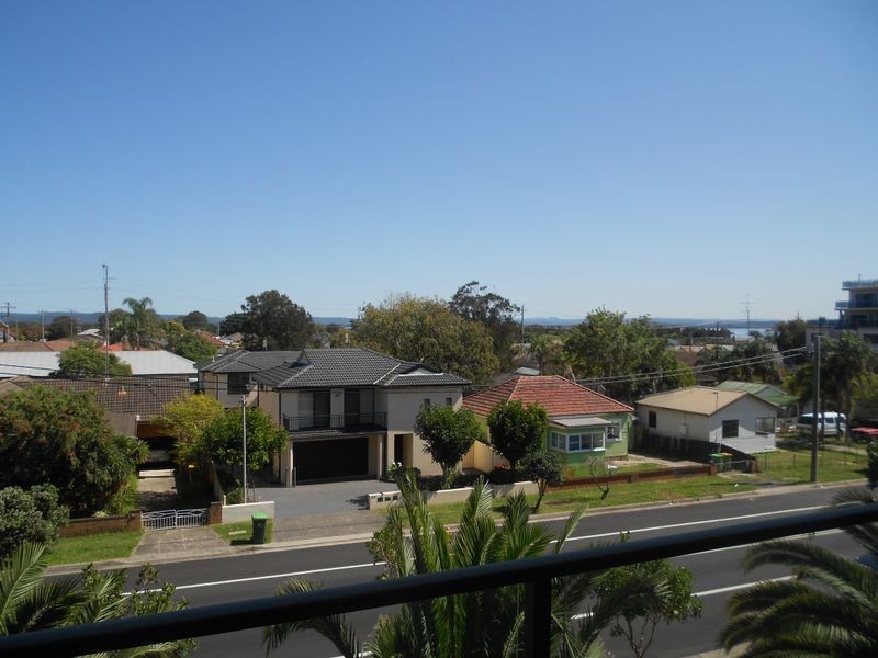 18/18-24 Torrens Avenue, The Entrance NSW 2261