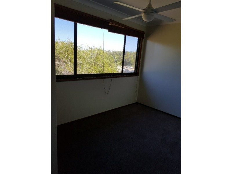 1/68 Lumby Drive, Bateau Bay NSW 2261