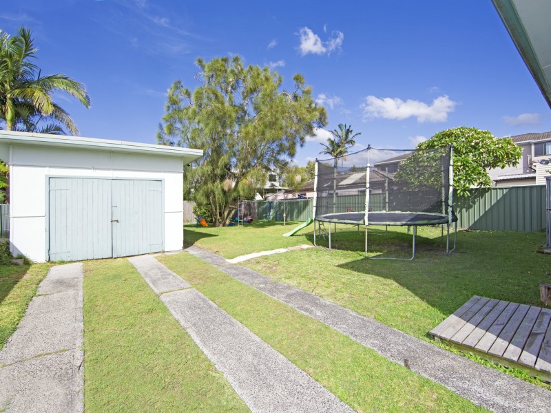 9 Coogee Avenue, The Entrance North NSW 2261