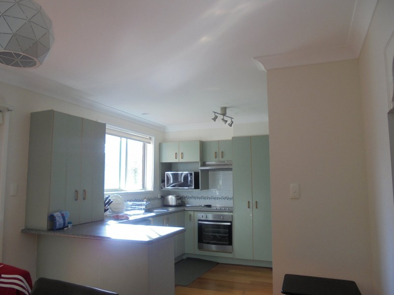 5 Ferndell Way, Berkeley Vale NSW 2261