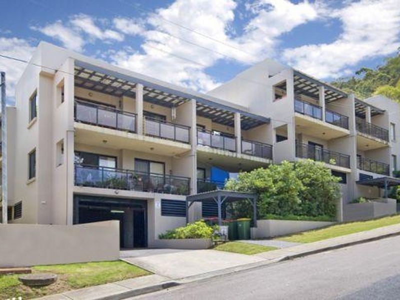 1/61 Donnison Street, Gosford NSW 2250