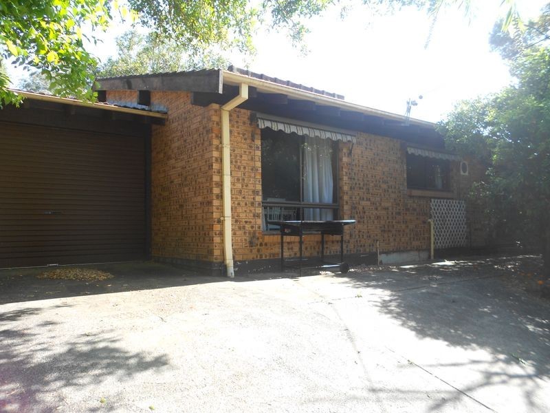 33 Prindarri Avenue, Berkeley Vale NSW 2261