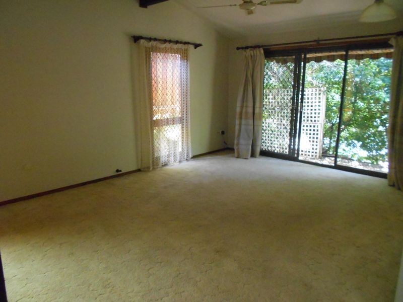 33 Prindarri Avenue, Berkeley Vale NSW 2261