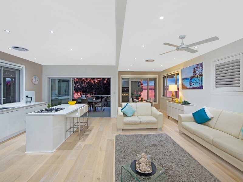 70 Tuggerah Parade, The Entrance NSW 2261