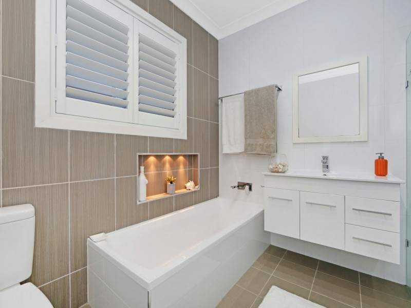 70 Tuggerah Parade, The Entrance NSW 2261