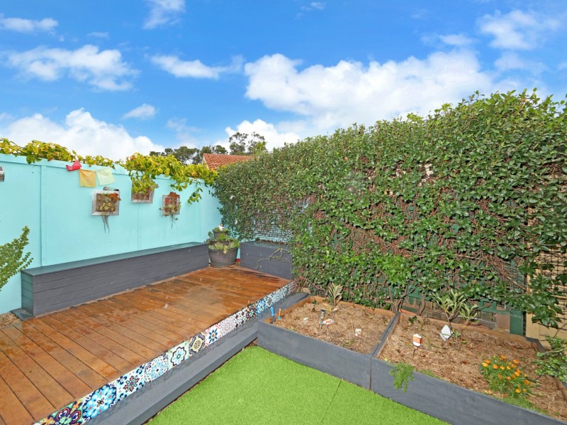 1/21A Sir Joseph Banks Drive, Bateau Bay NSW 2261