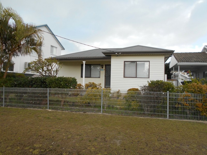 5 Manly Parade, The Entrance North NSW 2261