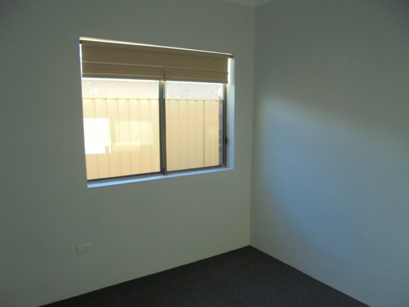 2/156 Ocean Parade, Blue Bay NSW 2261