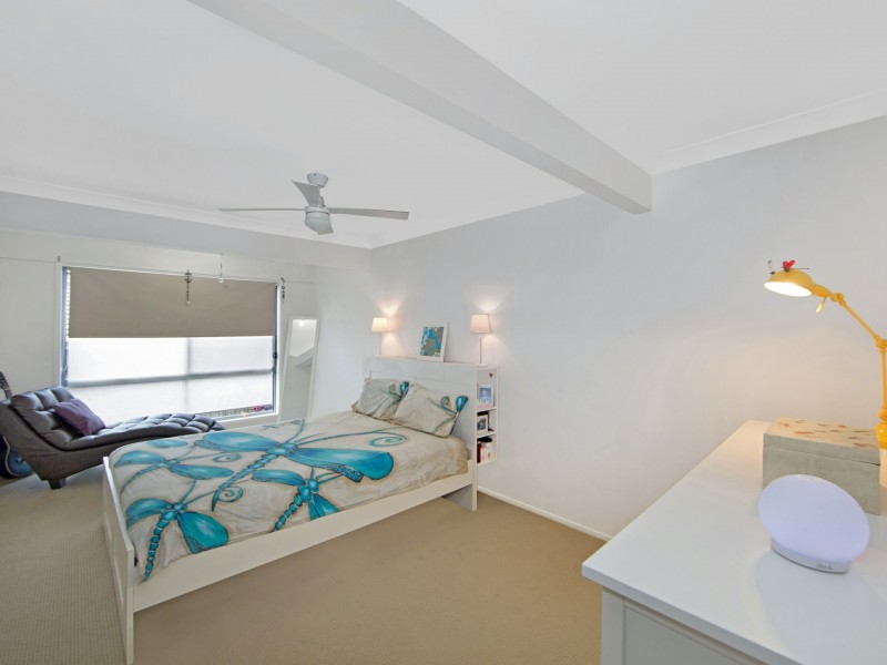 27 The Glen, Berkeley Vale NSW 2261