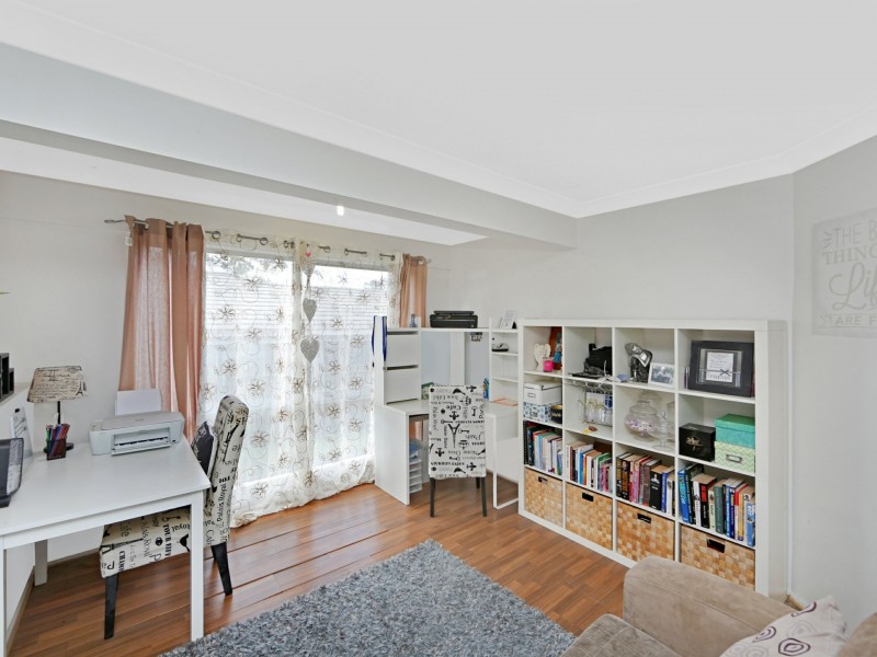 27 The Glen, Berkeley Vale NSW 2261