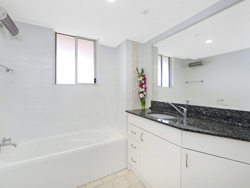 304/18 Dening Street, The Entrance NSW 2261