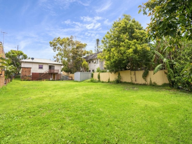 105 Oakland Avenue, The Entrance NSW 2261