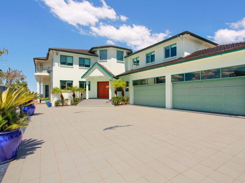 2 Werrina Parade, Blue Bay NSW 2261