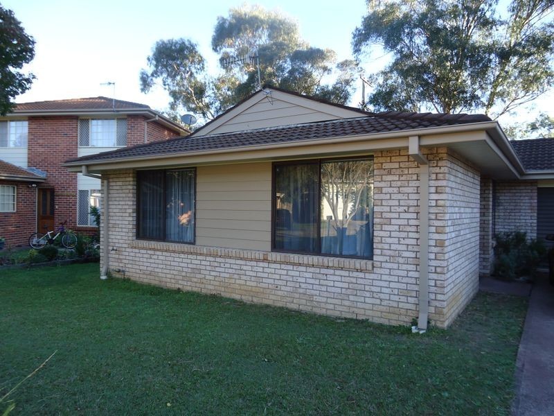 7 Hobbs Close, Bateau Bay NSW 2261