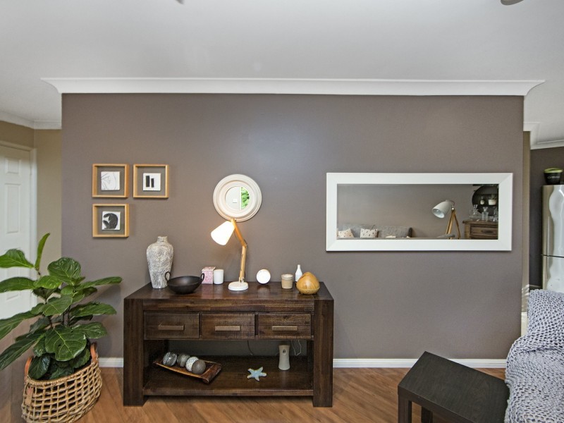 2/236 Cresthaven Avenue, Bateau Bay NSW 2261