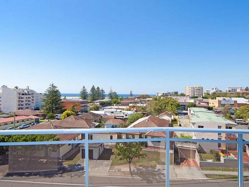30/15-19 Torrens Avenue, The Entrance NSW 2261