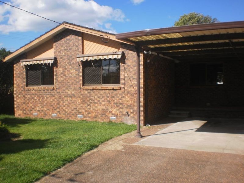 41 Sabrina Avenue, Bateau Bay NSW 2261