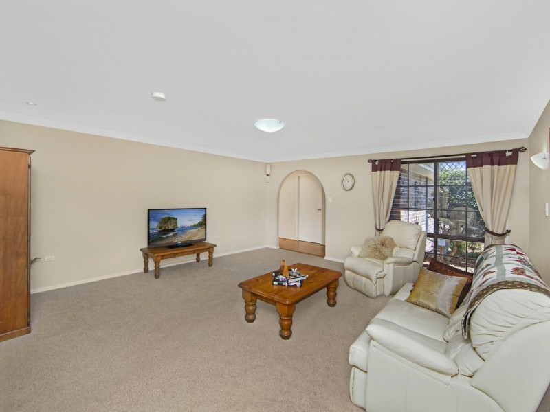 1 Castle Close, Killarney Vale NSW 2261