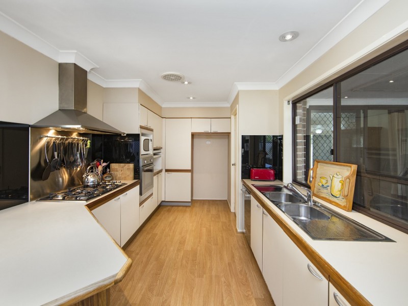 1 Castle Close, Killarney Vale NSW 2261