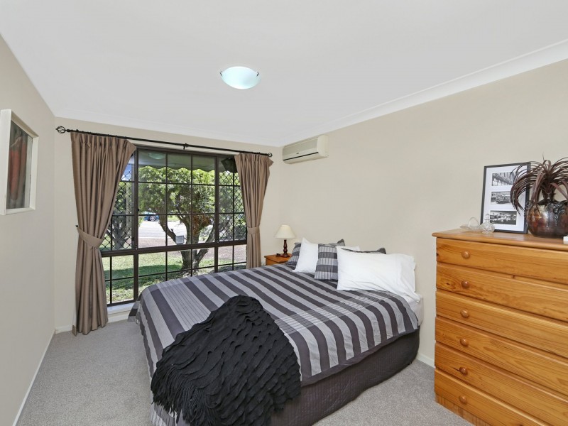 1 Castle Close, Killarney Vale NSW 2261