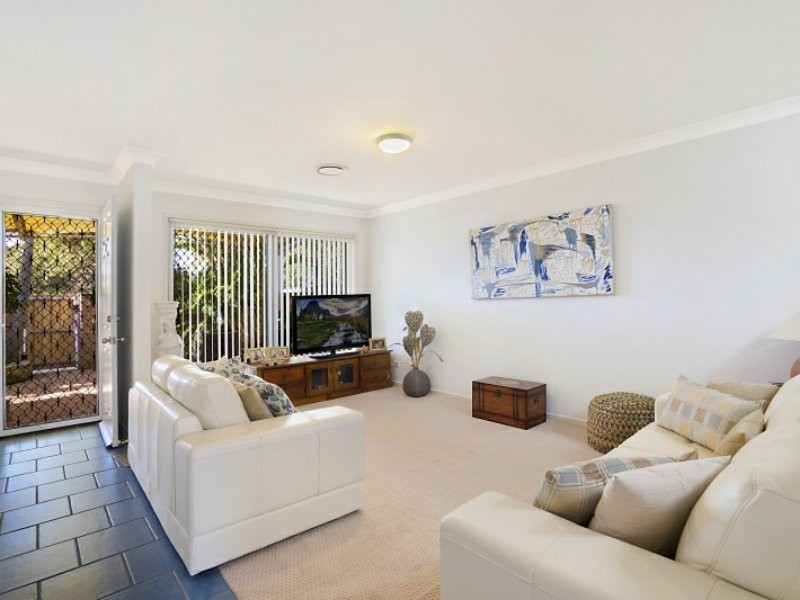 2/9-11 Boondilla Road, The Entrance NSW 2261