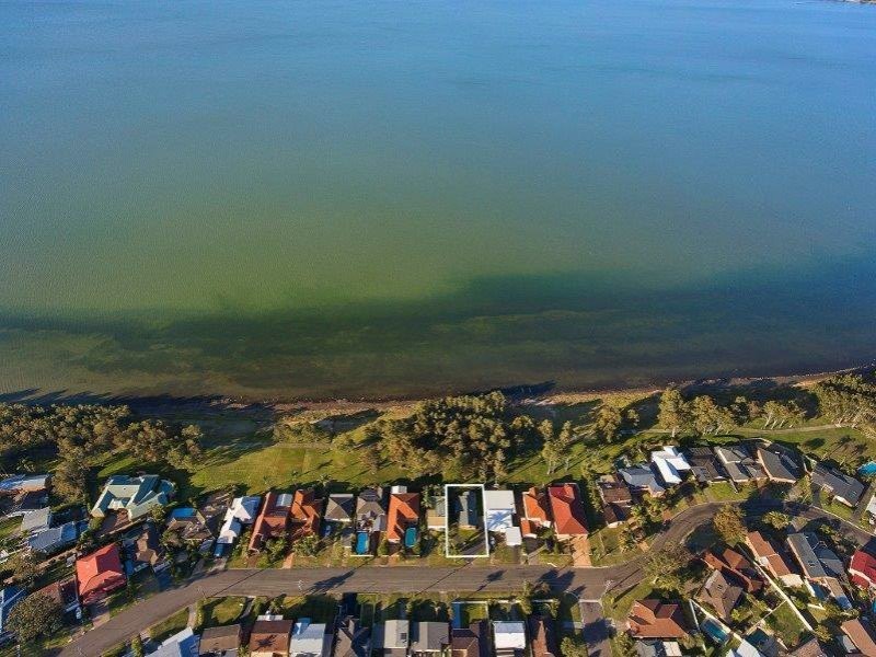 25 Hinemoa Avenue, Killarney Vale NSW 2261