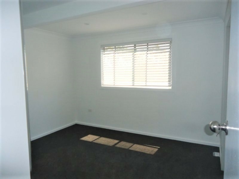 1/98 Lowanna Street, Forresters Beach NSW 2260