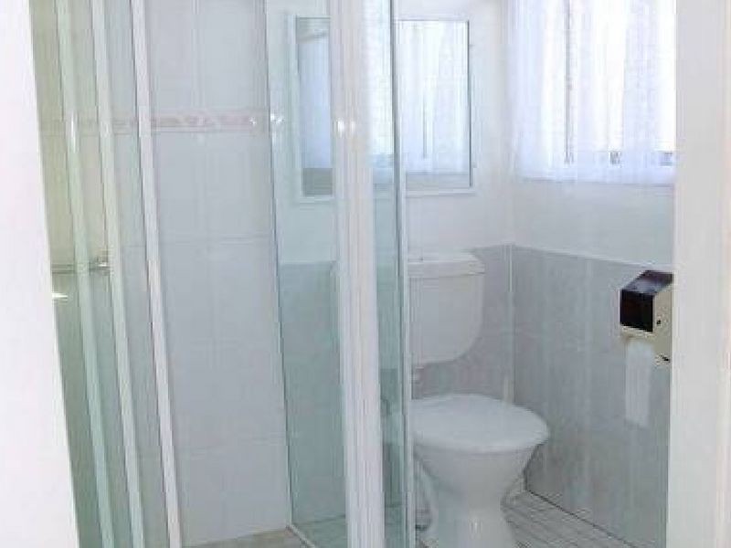 2 Melaleuca Street, Killarney Vale NSW 2261