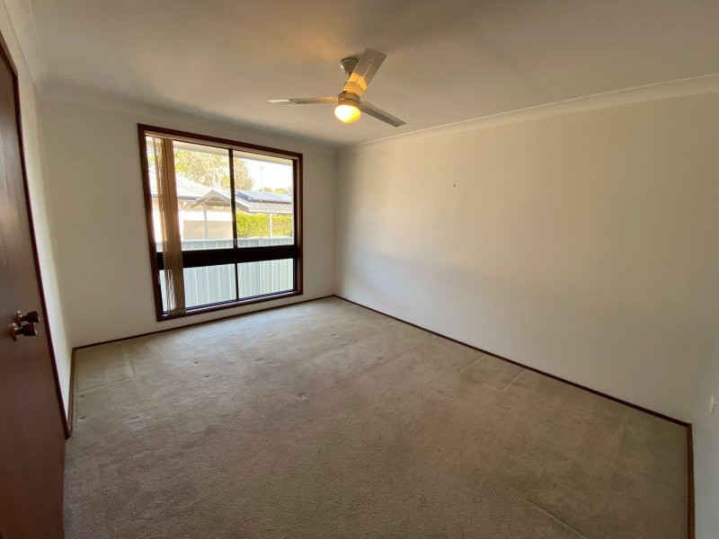 20 Black Swan Street, Berkeley Vale NSW 2261