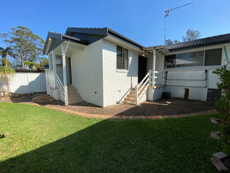 20 Black Swan Street, Berkeley Vale NSW 2261