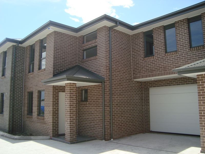 2/14 McGirr Avenue, The Entrance NSW 2261