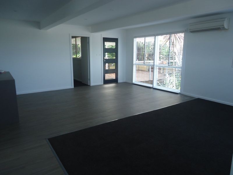 98 Lowanna Avenue, Forresters Beach NSW 2260