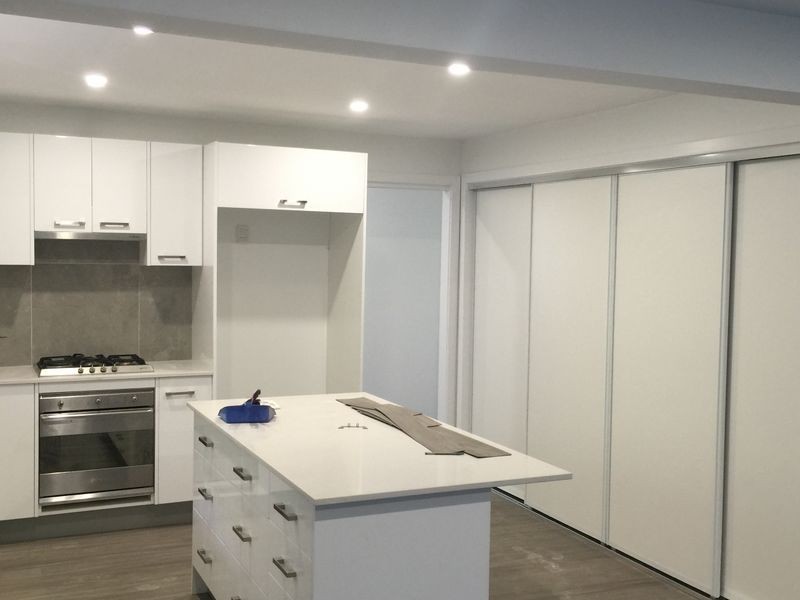 2/98 Lowanna Avenue, Forresters Beach NSW 2260