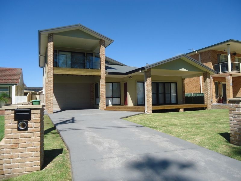 30 Lucinda Avenue, Killarney Vale NSW 2261