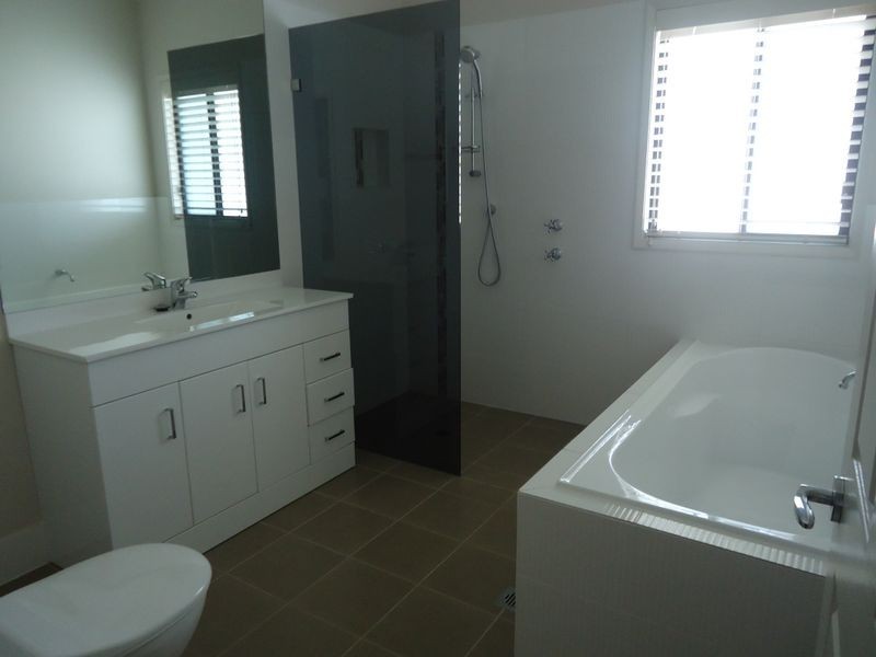 30 Lucinda Avenue, Killarney Vale NSW 2261