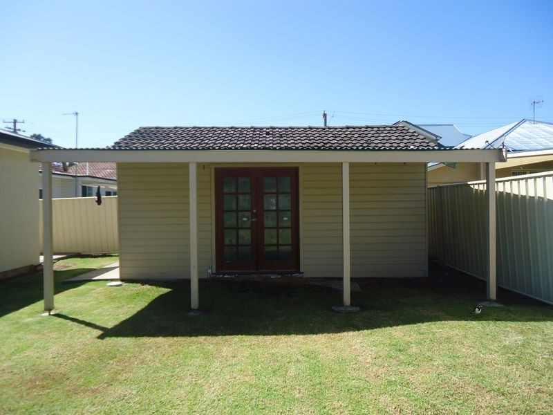 30 Lucinda Avenue, Killarney Vale NSW 2261