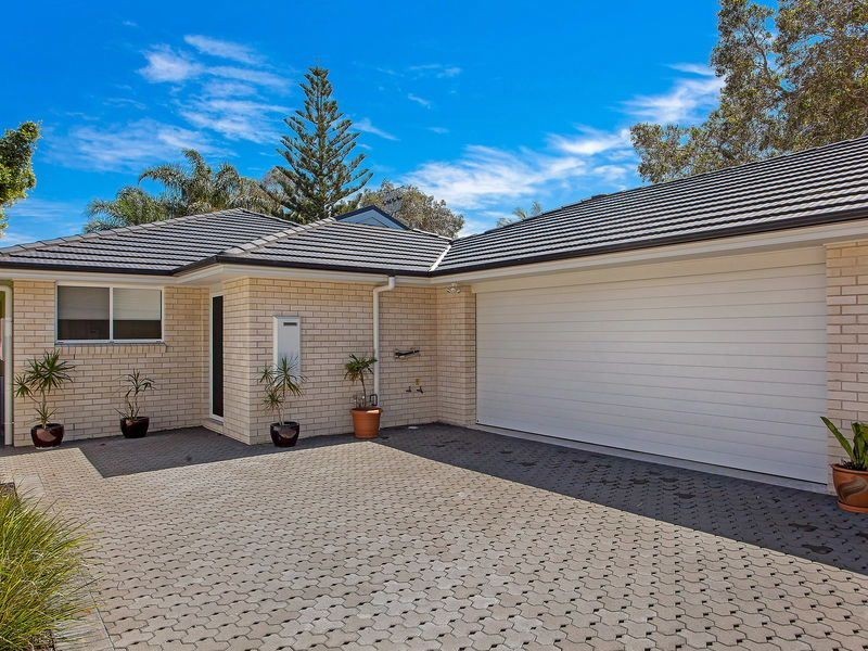 5A Rolls Avenue, Toowoon Bay NSW 2261