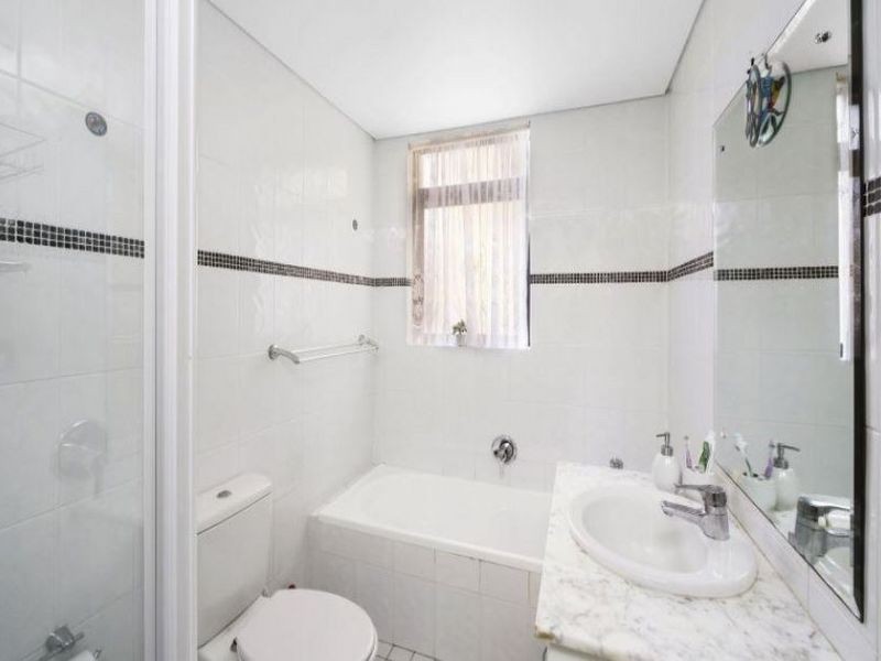 18/65-69 Ocean Parade, The Entrance NSW 2261