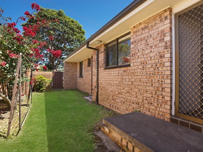 2/34-36 Oakland Avenue, The Entrance NSW 2261