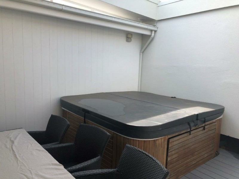 98 Toowoon Bay Road, Toowoon Bay NSW 2261