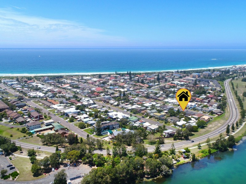 6 Manly Parade, The Entrance North NSW 2261