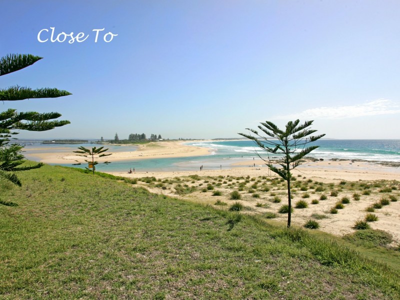 12 McGirr Avenue, The Entrance NSW 2261