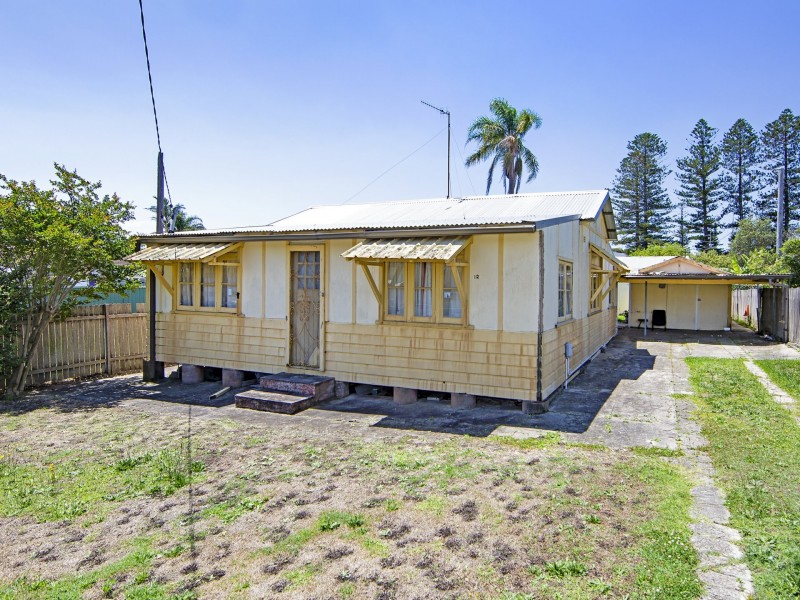 12 Manning Road, The Entrance NSW 2261