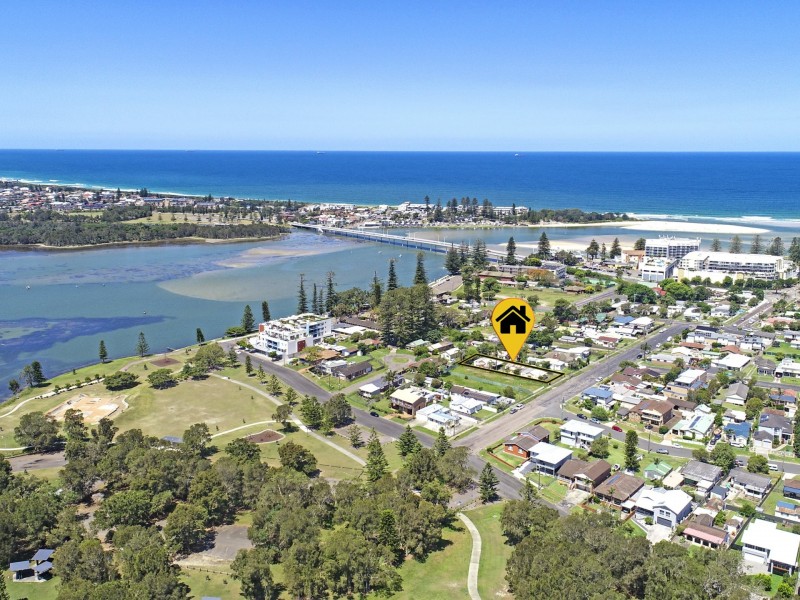 12 Manning Road, The Entrance NSW 2261