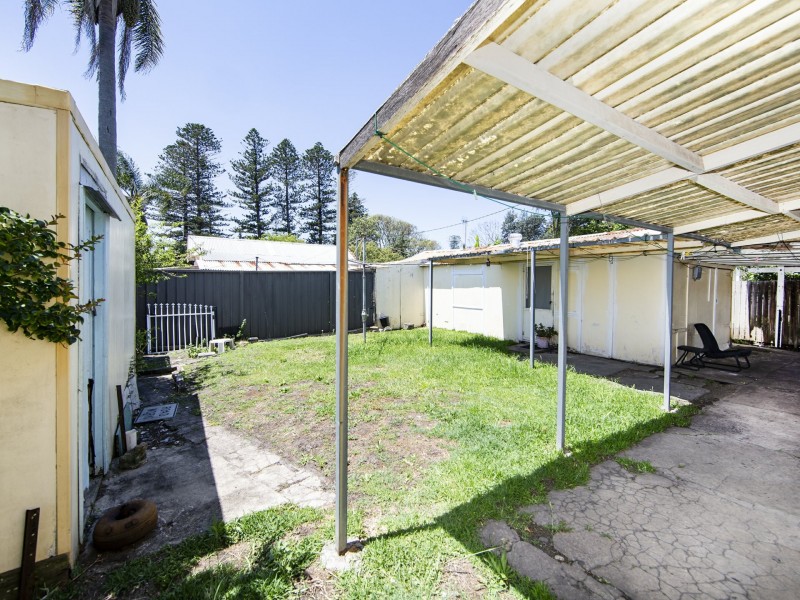 12 Manning Road, The Entrance NSW 2261