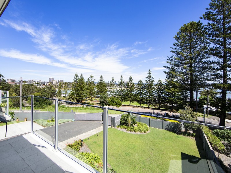 8/3-5 Hutton Road, The Entrance North NSW 2261