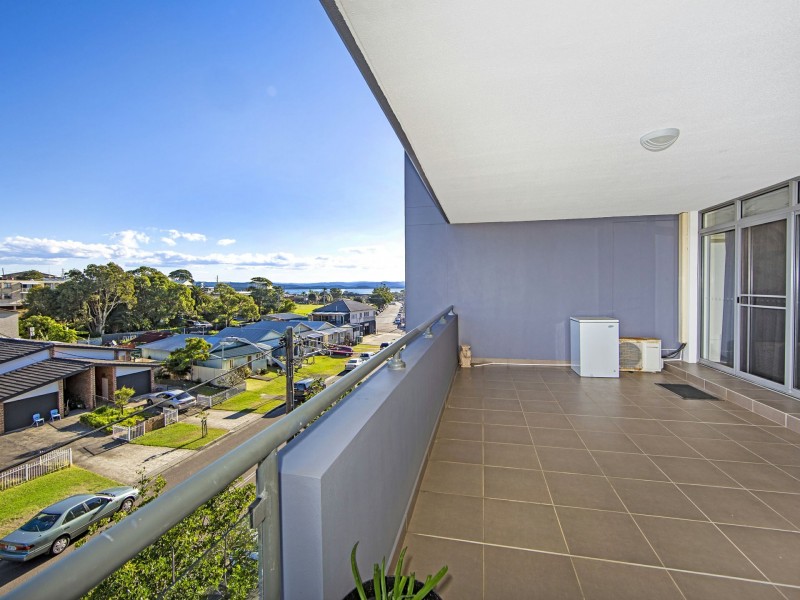 30/2-6 Warrigal Street, The Entrance NSW 2261