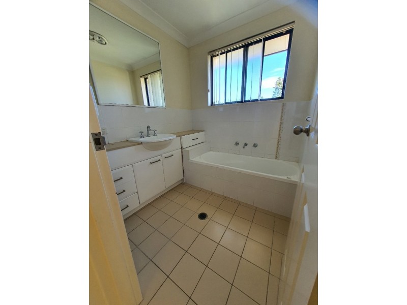 13/74 Hutton Road, The Entrance North NSW 2261